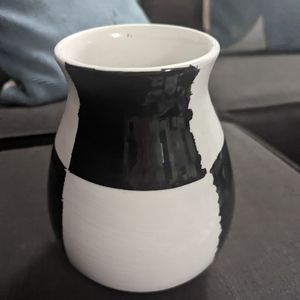 VINTAGE BITOSSI BLACK WHITE CERAMIC ITALIAN VASE